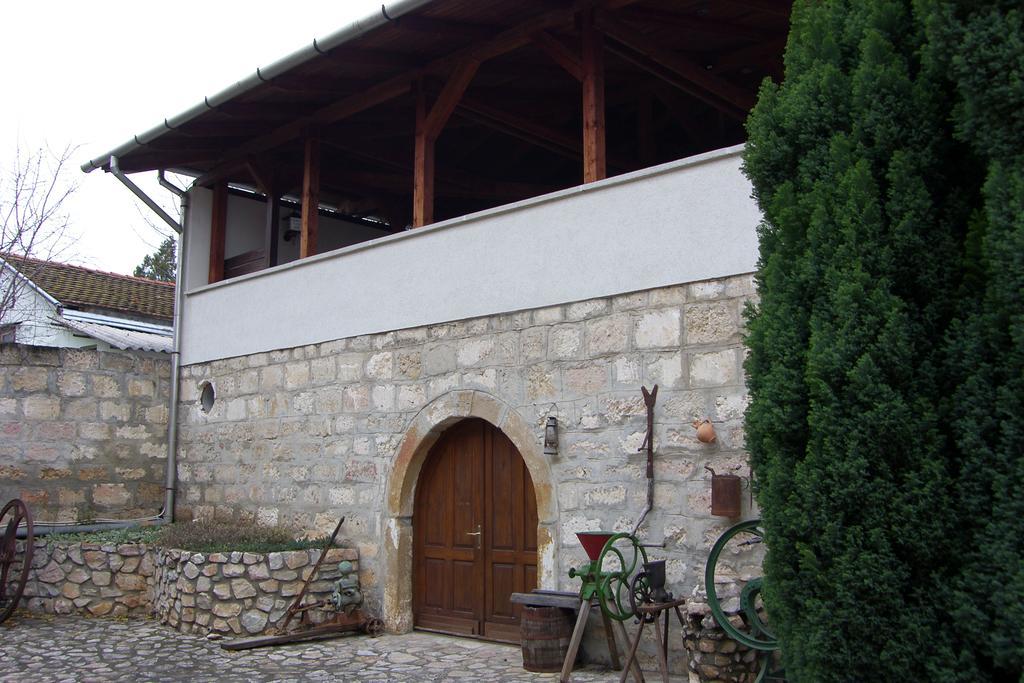 Adler Panzio Otel Budaörs Dış mekan fotoğraf